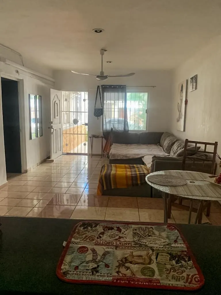פלאייה דל כרמן Playa Homestay מקסיקו